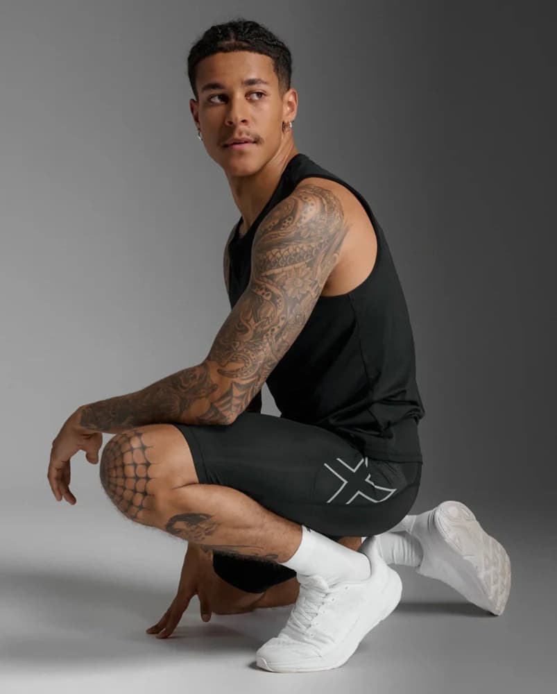 Aero Mesh Compression Shorts M´s Black / Silver Reflective, view: 4