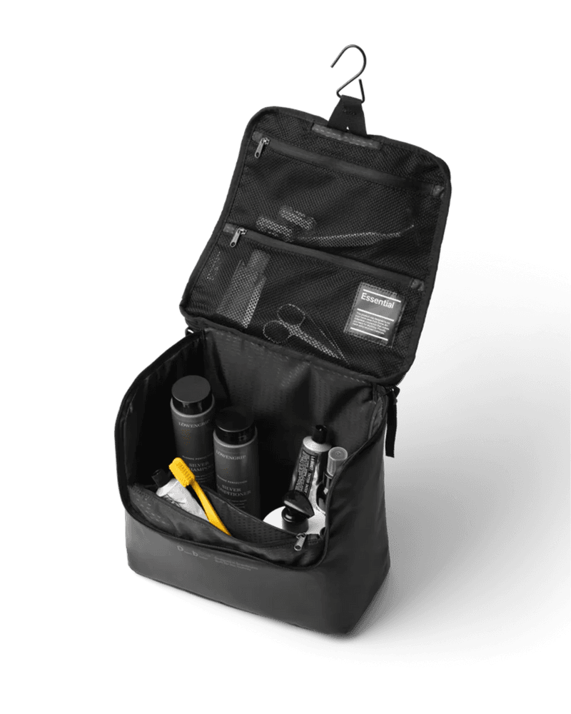 Essential Washbag M Black Out, view: 1