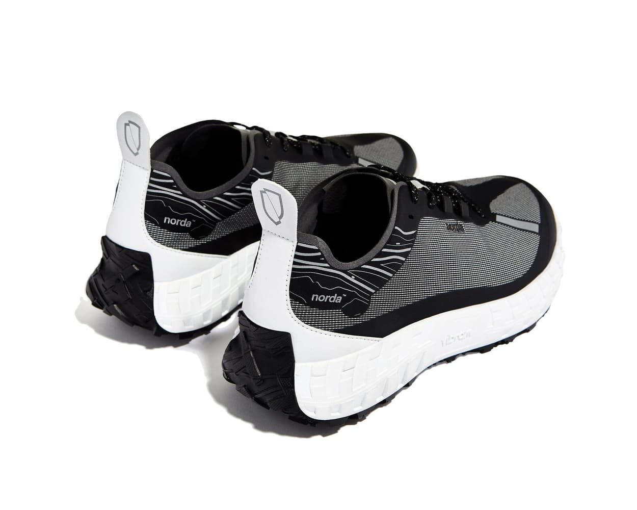 N 001M Black, view: 3