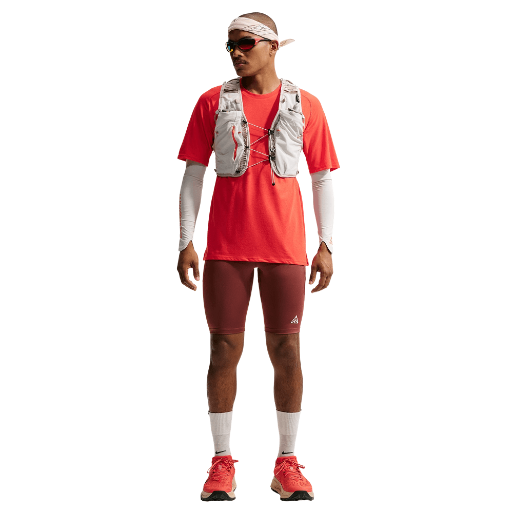 M's Acg "Solar Chase" Dri-Fit Adv Trail Running Top Lt Crimson/Lt Crimson/Summit White, view: 2
