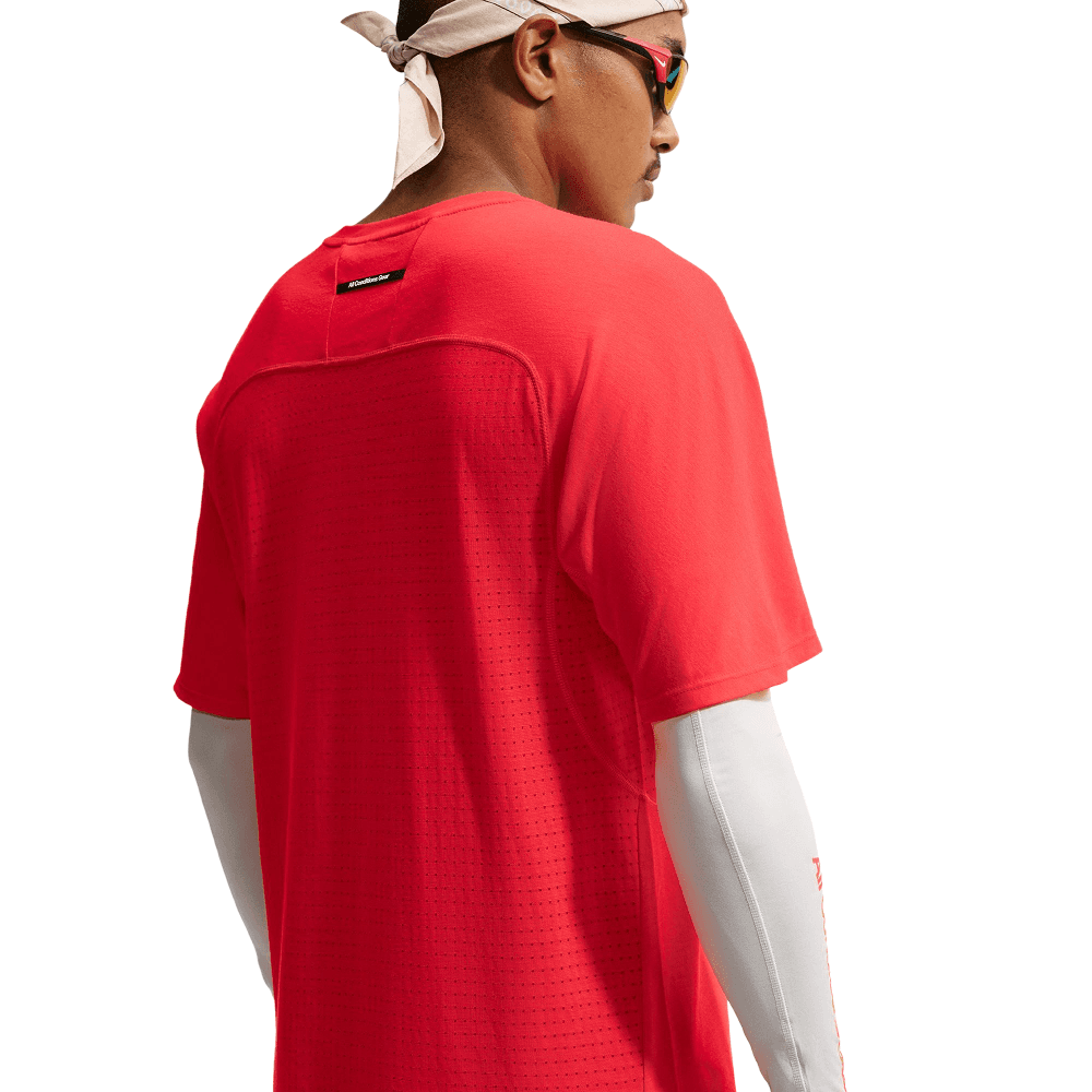 M's Acg "Solar Chase" Dri-Fit Adv Trail Running Top Lt Crimson/Lt Crimson/Summit White, view: 1