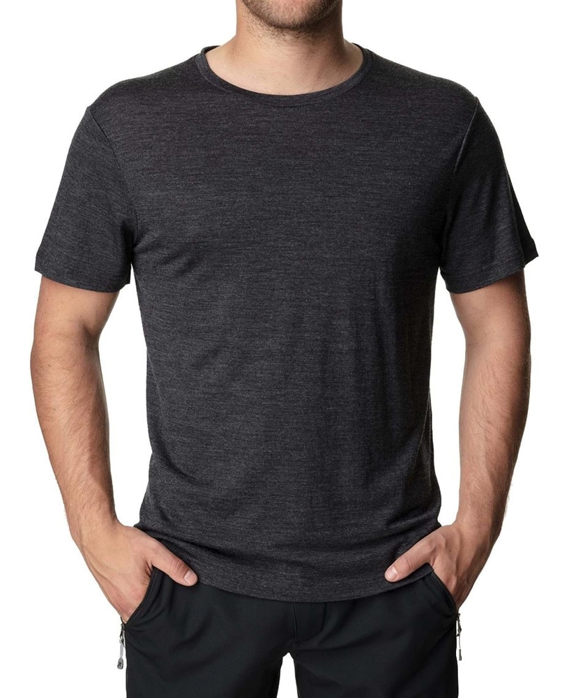 productImage: M's Activist Tee True Black