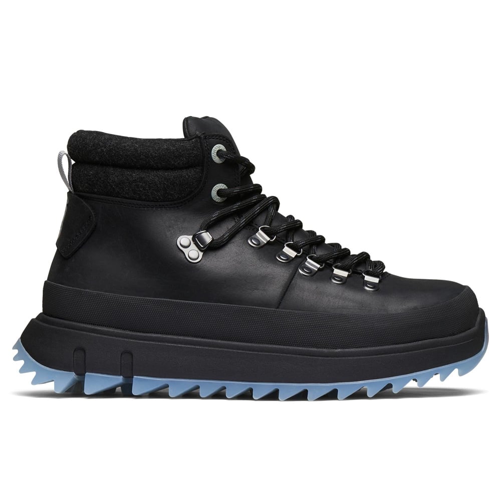 productImage: Fjell Boot Black