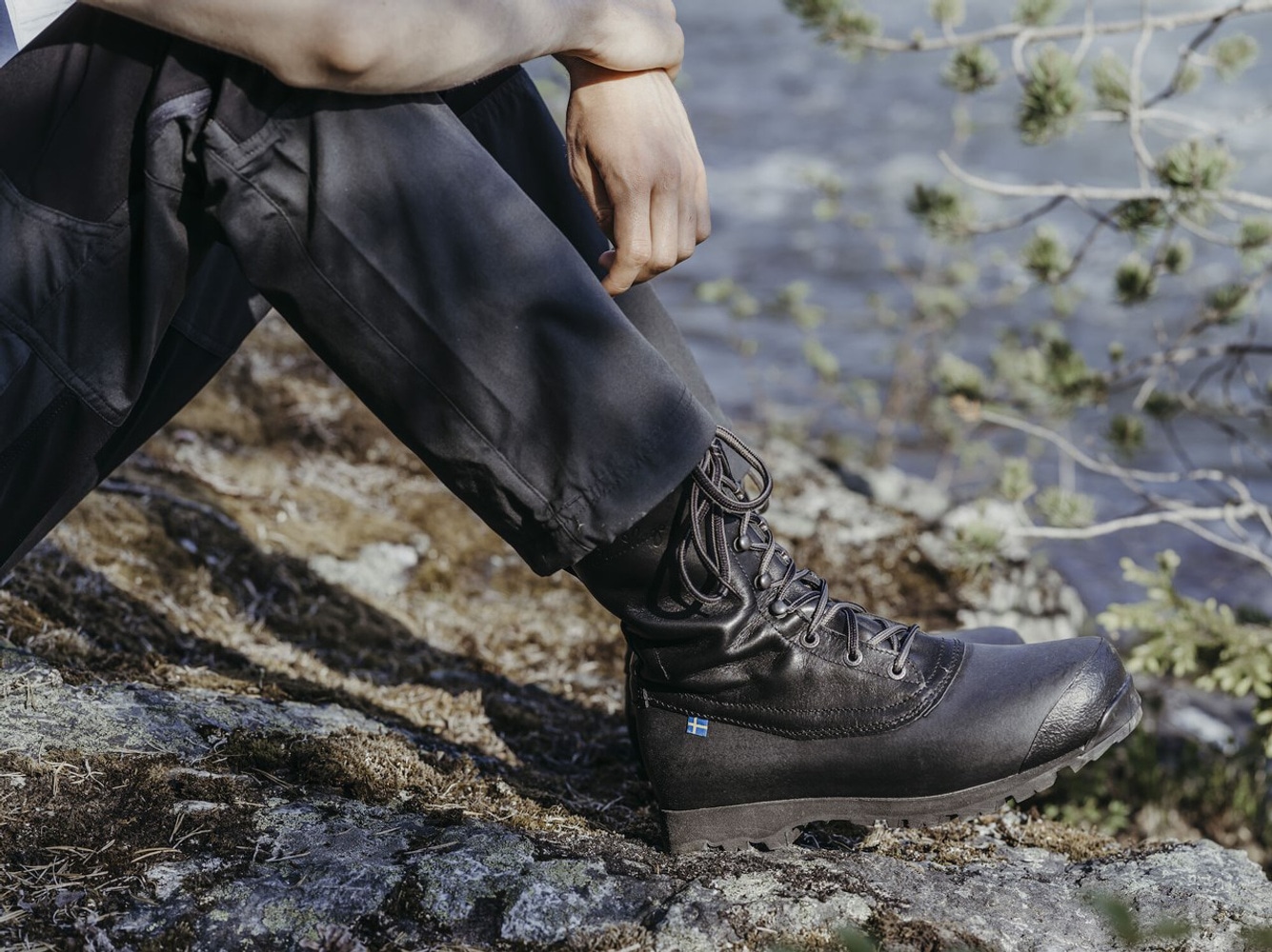 productImage: Forest II Black