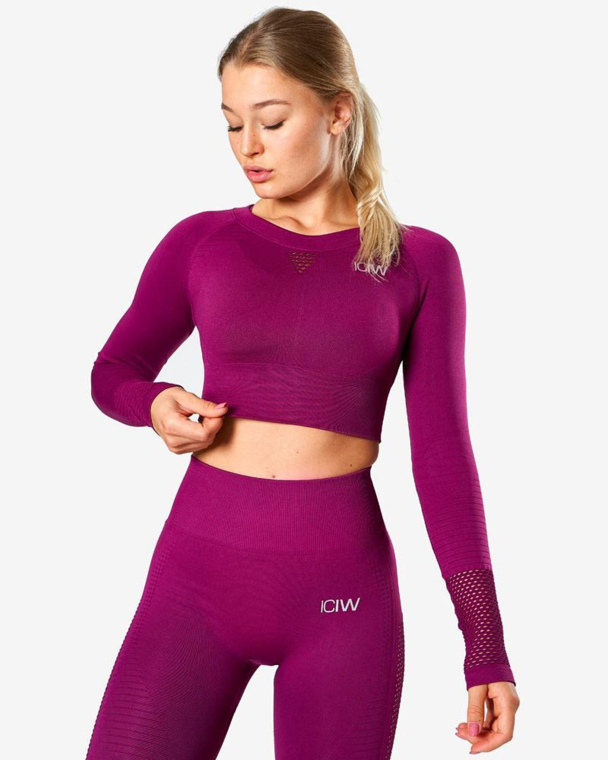 Dynamic Seamless Long Sleeve Crop Top Mulberry